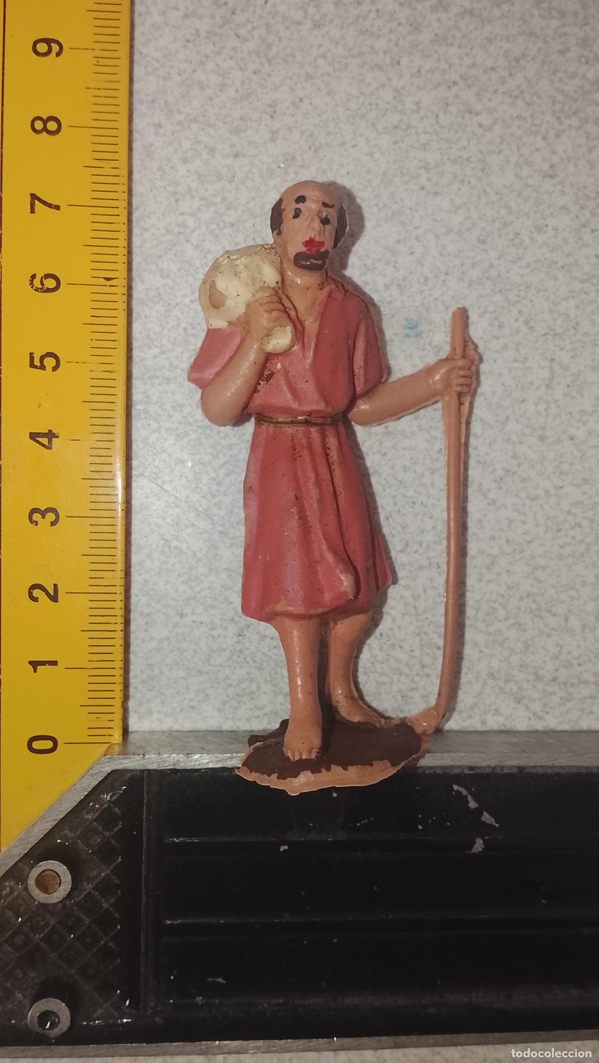 Figuras de Bel&eacute;n: antigua figura de portal de belen plastico duro nacimiento . OFERTA POR LOTES COMBINADOS -