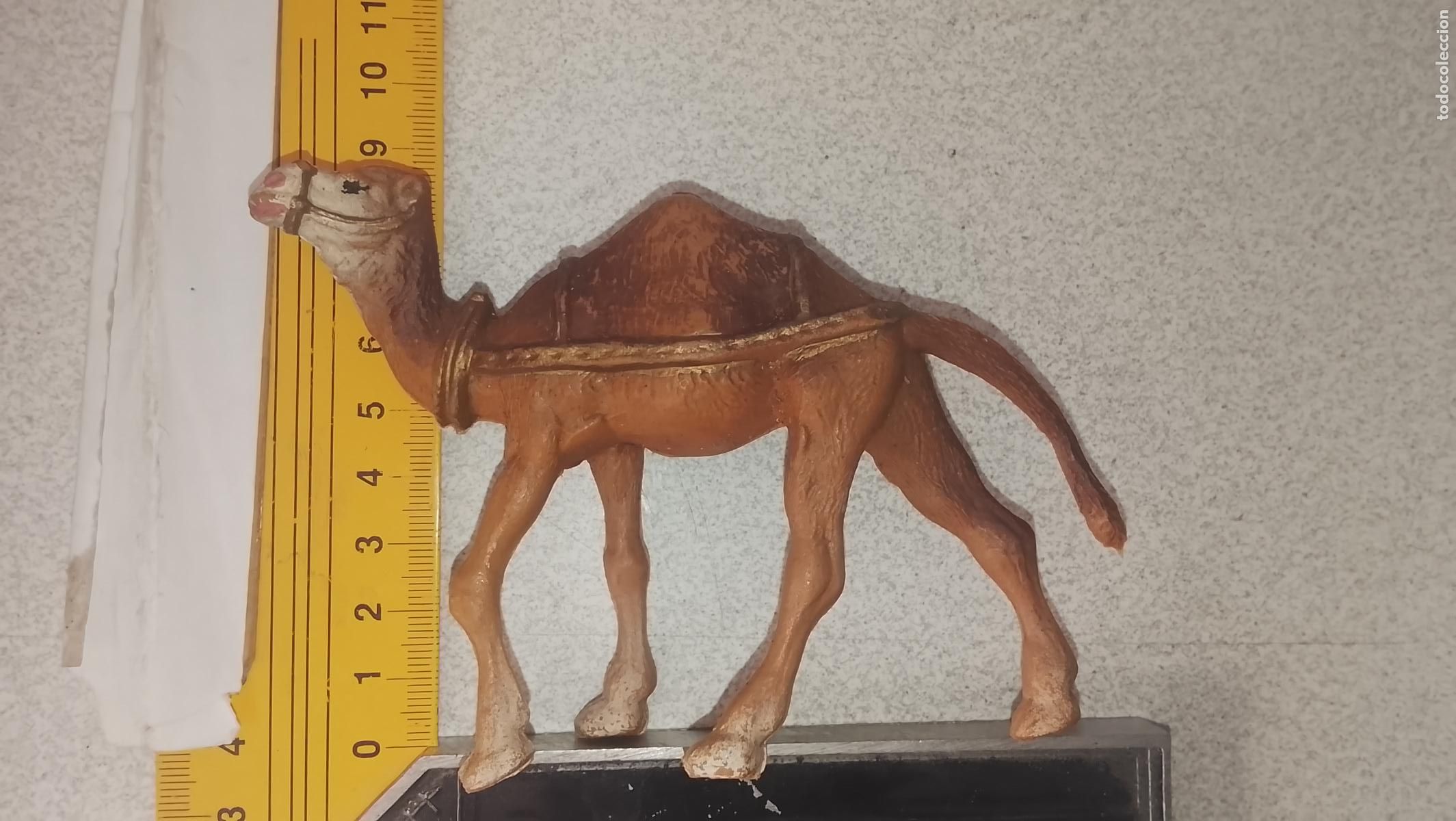 Figuras de Bel&eacute;n: antigua figura de portal de belen plastico duro nacimiento . OFERTA POR LOTES COMBINADOS -