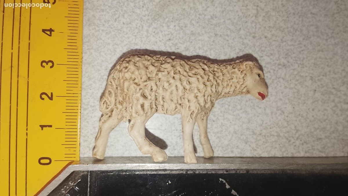 Figuras de Bel&eacute;n: antigua figura de portal de belen plastico duro nacimiento . OFERTA POR LOTES COMBINADOS -