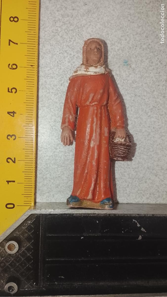 Figuras de Bel&eacute;n: antigua figura de portal de belen plastico duro nacimiento . OFERTA POR LOTES COMBINADOS -