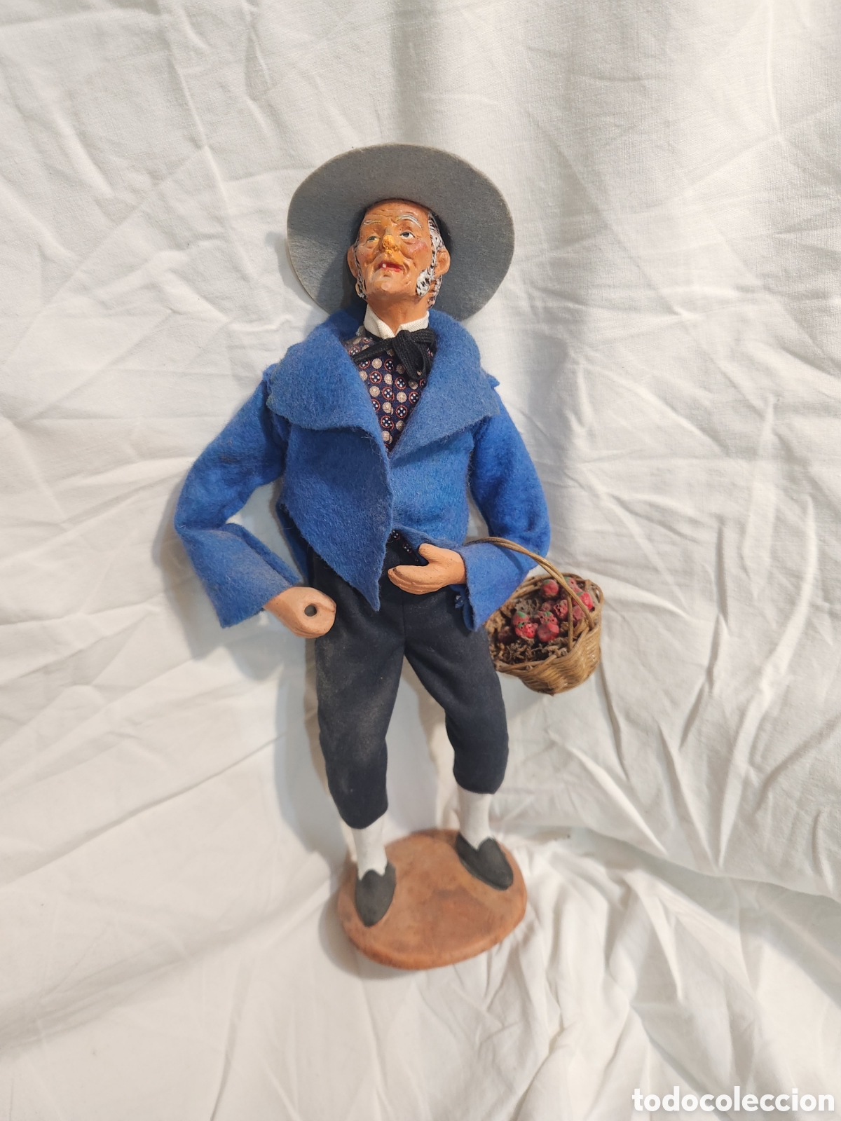 Figuras de Bel&eacute;n: FIGURA DE BELEN NAPOLITANO S. JOUGLAS. TERRACOTA. 30CM.