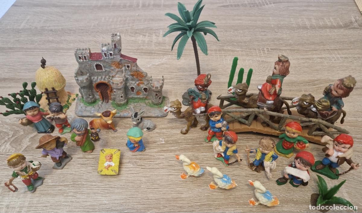 Figuras de Bel&eacute;n: Antiguo nacimiento Belen pesebre Oliver Pech pvc cabezon Ferrandiz infantil figura pastor reyes mago