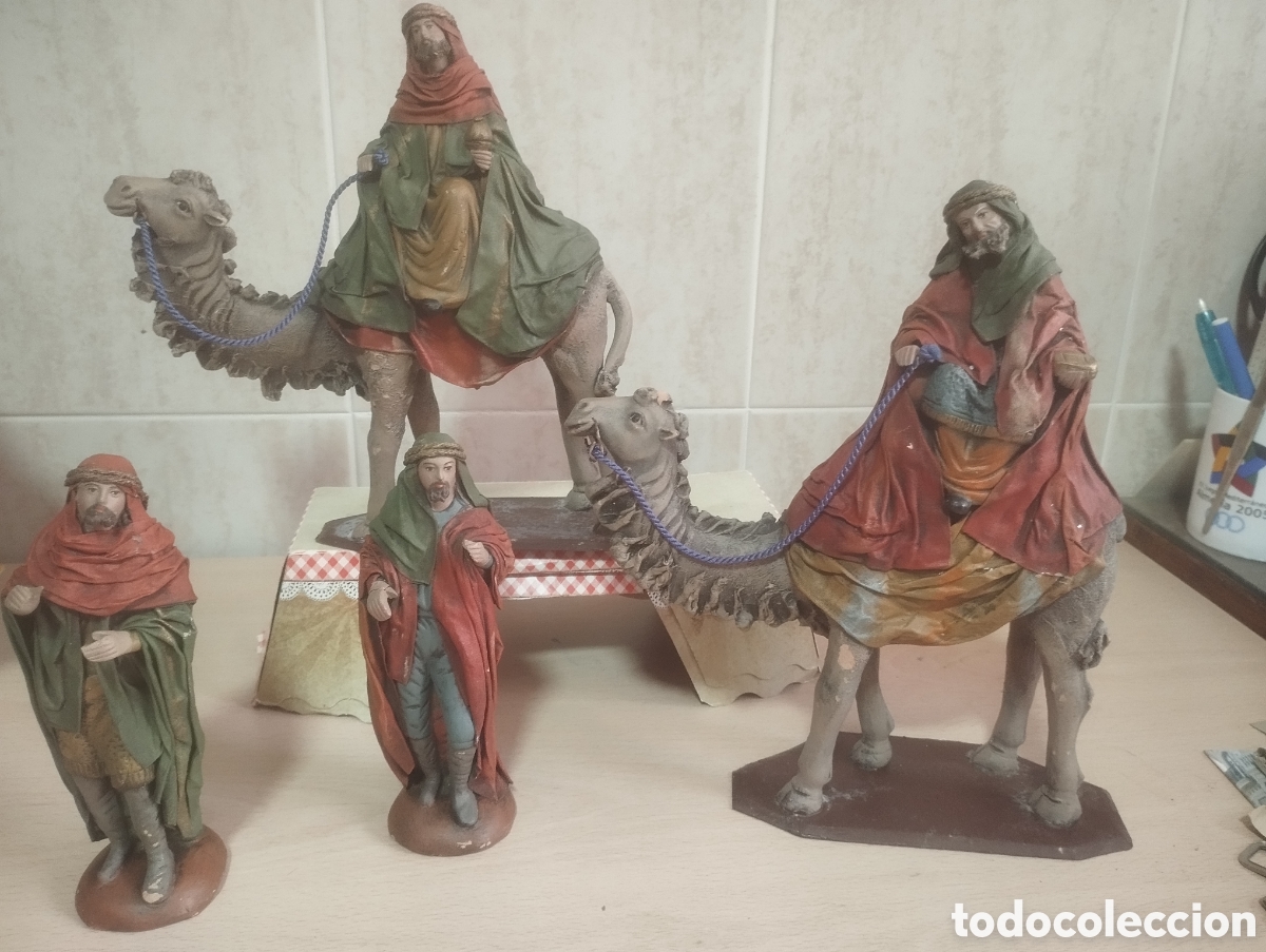 Figuras de Bel&eacute;n: FIGURAS BEL&Eacute;N PAREJA REYES MAGOS Y PAGES TELA Y BARRO POLICROMADO GRAN TAMA&Ntilde;O
