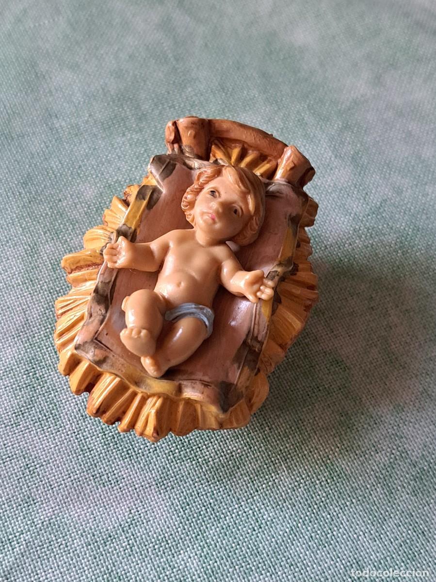 Figuras de Bel&eacute;n: Ni&ntilde;o Jes&uacute;s en el pesebre de pvc Italy