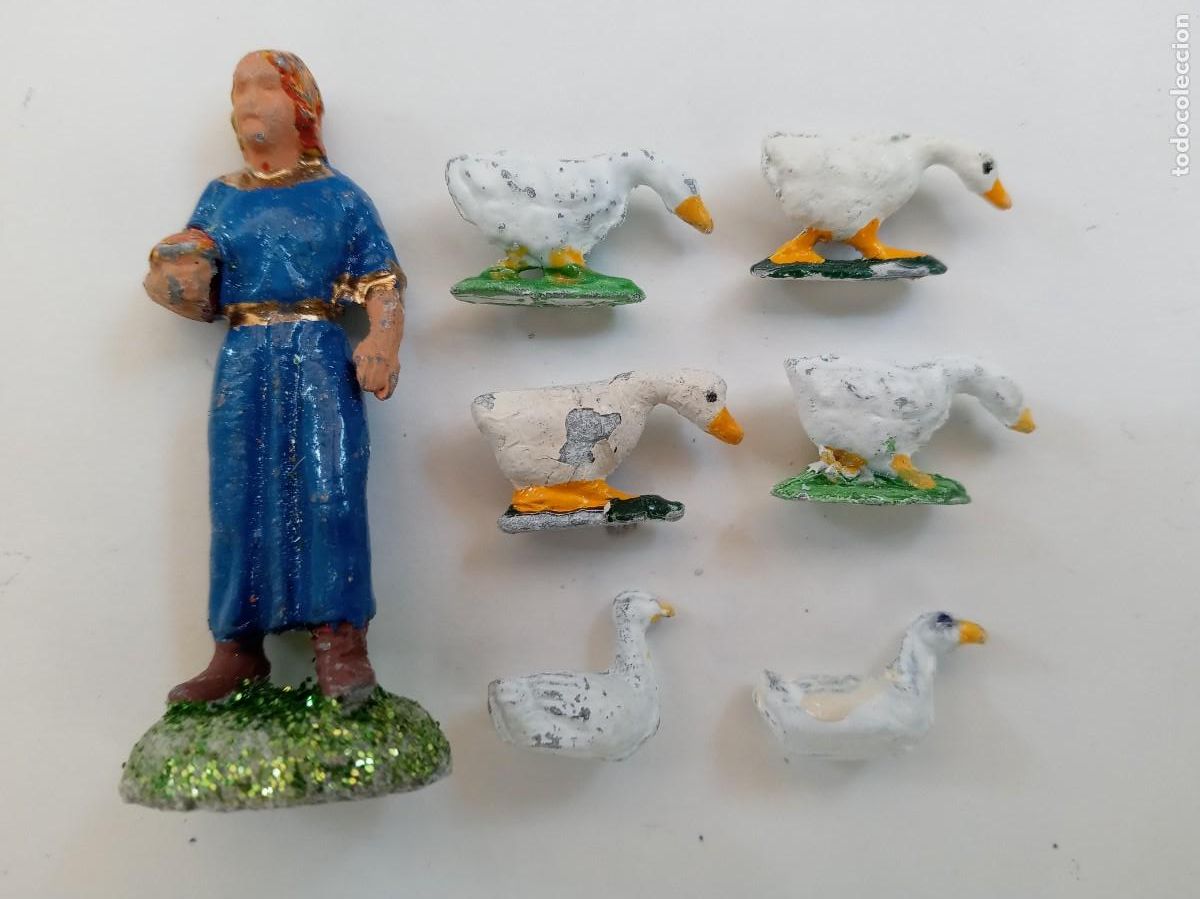 Figuras de Bel&eacute;n: LOTE DE 7 FIGURAS DEL BELEN : PASTORA Y 6 PATOS . &iexcl; DE PLOMO !!