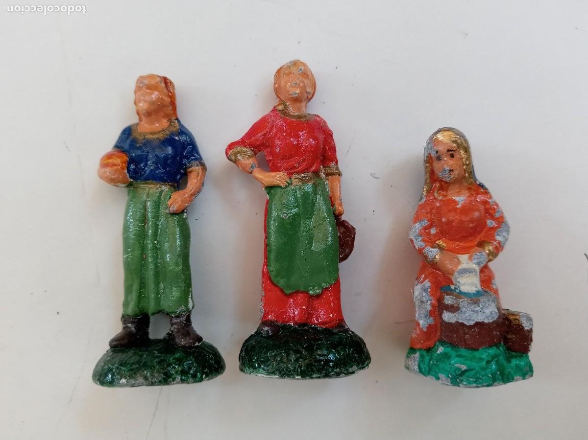 Figuras de Bel&eacute;n: LOTE DE 3 FIGURAS DEL BELEN : PASTORAS . &iexcl; DE PLOMO !!