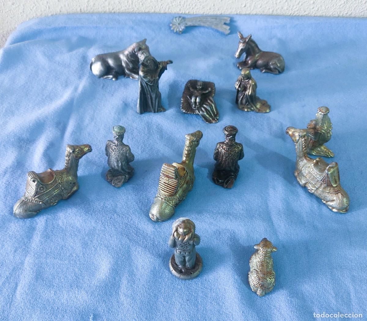 Figuras de Bel&eacute;n: ANTIGUO BELEN NACIMIENTO DE METAL