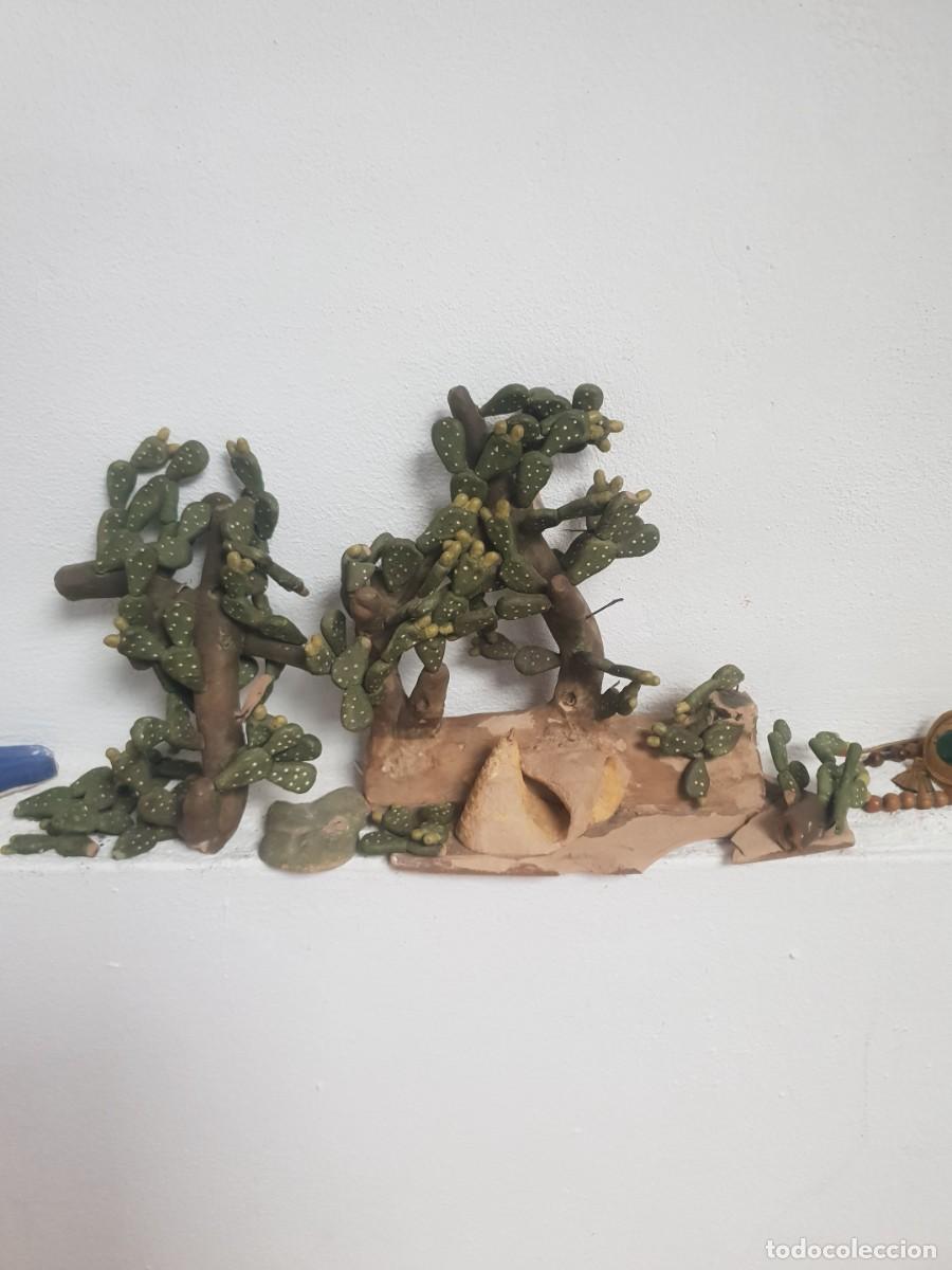 Figuras de Bel&eacute;n: Figura belen antigua terracota cactus chumberas para restaurar