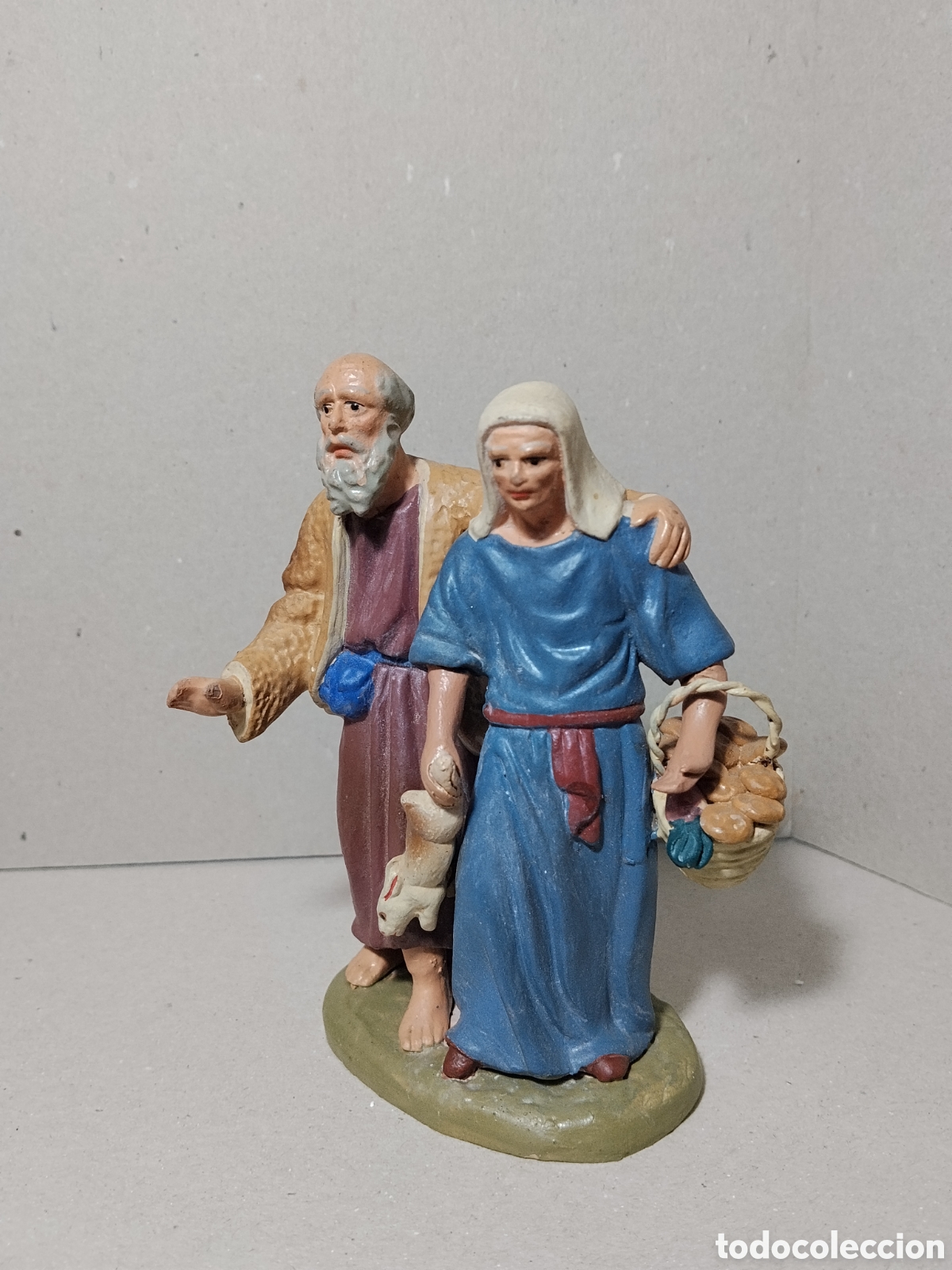 Figuras de Bel&eacute;n: Figura de Bel&eacute;n, pasebre, terracota, barro. Pareja pastores mayores