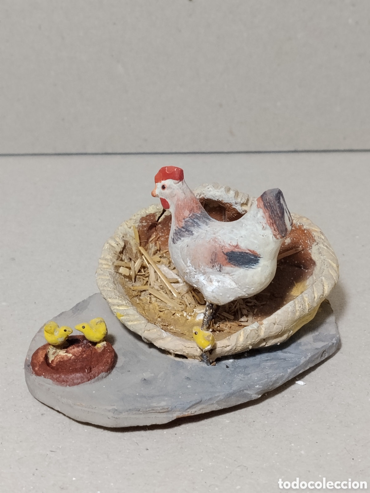 Figuras de Bel&eacute;n: Figura de Bel&eacute;n, pesebre, barro, terracota. Diorama gallina pollitos