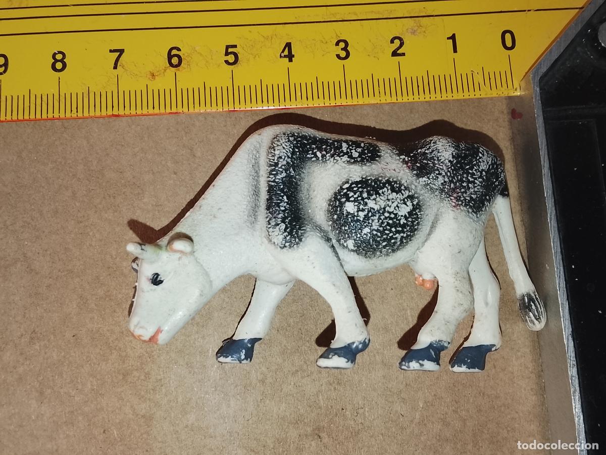 Figuras de Bel&eacute;n: antigua figura de portal de belen o nacimiento plastico duro pech oliver o similar marca