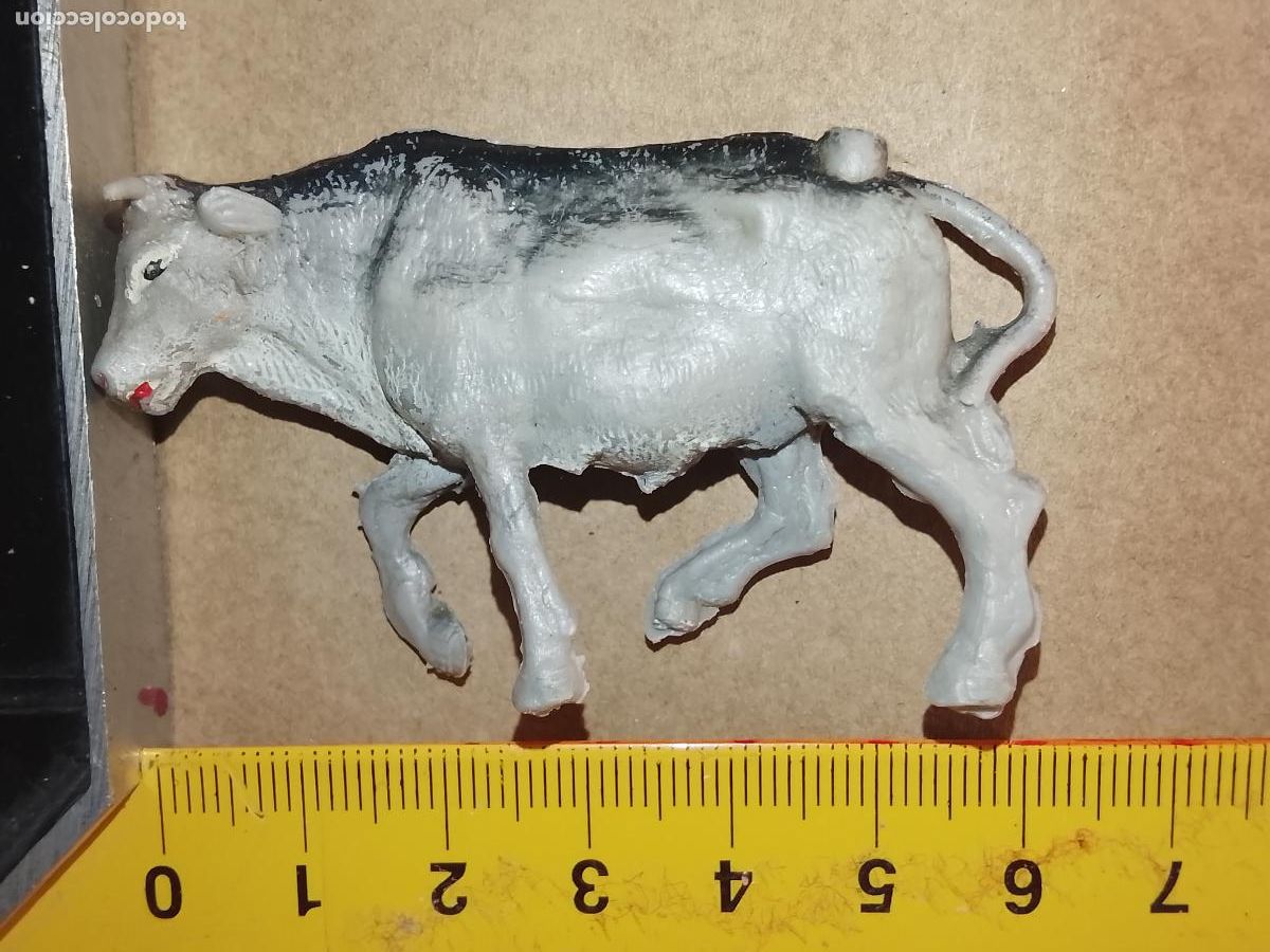 Figuras de Bel&eacute;n: antigua figura de portal de belen o nacimiento plastico duro pech oliver o similar marca