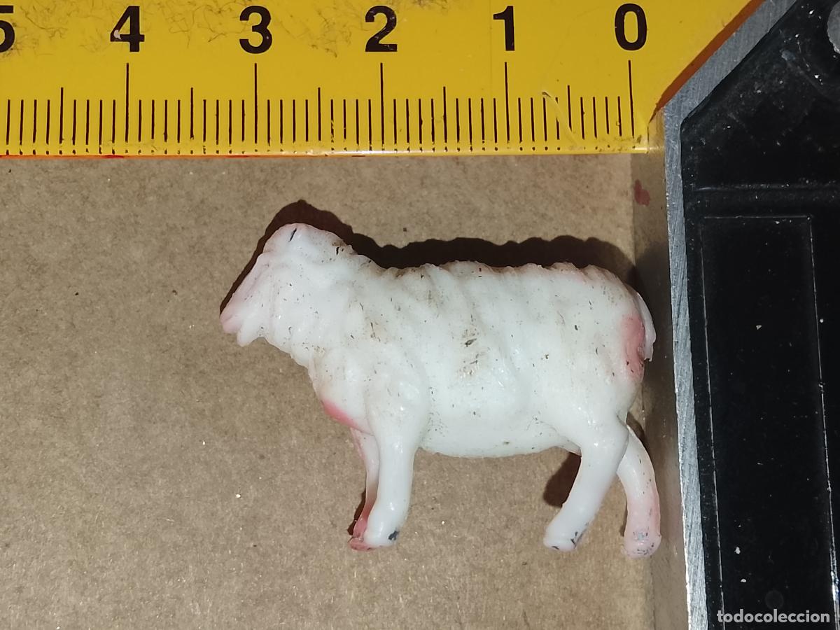 Figuras de Bel&eacute;n: antigua figura de portal de belen o nacimiento plastico duro pech oliver o similar marca
