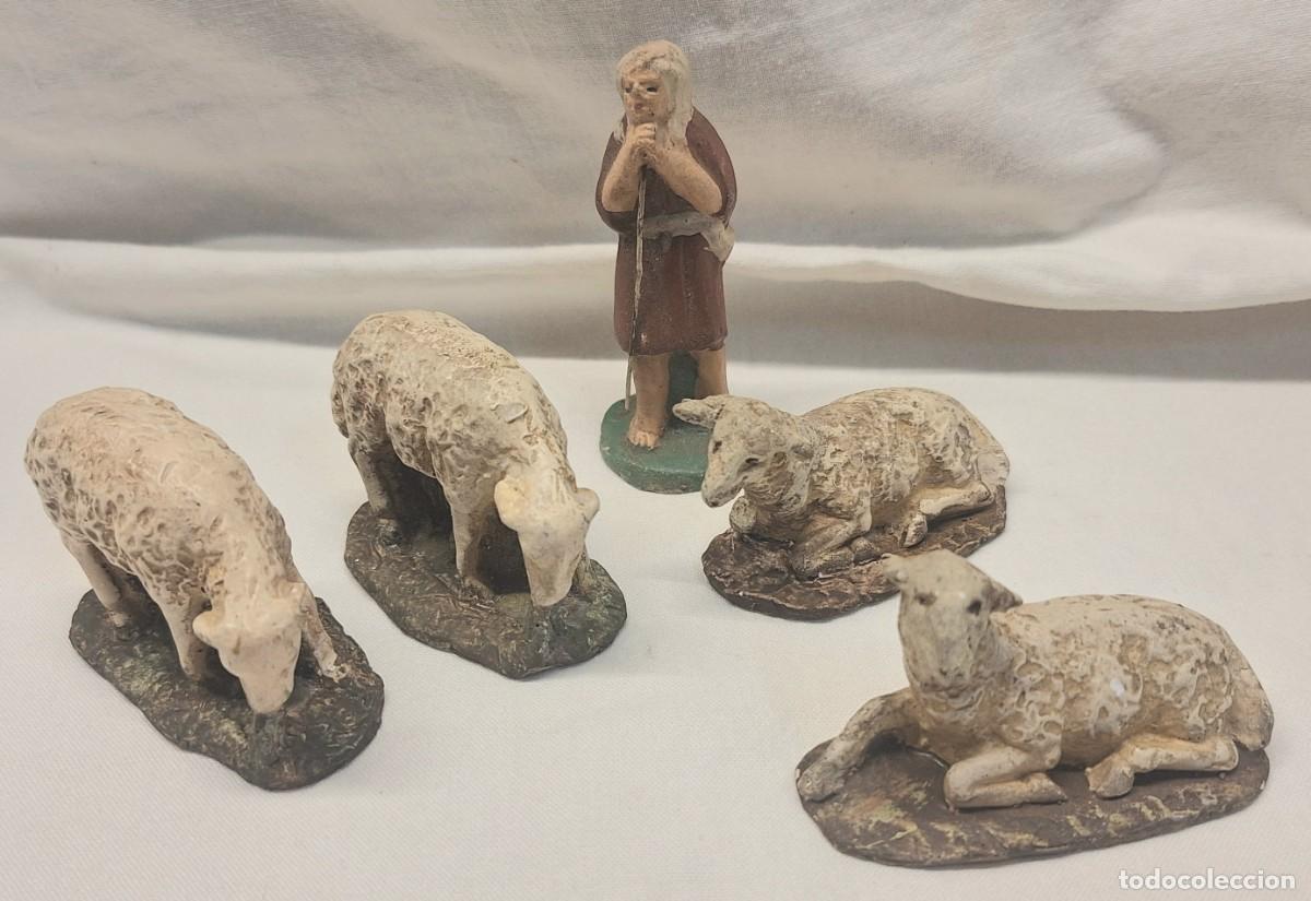 Figuras de Bel&eacute;n: Pastor con reba&ntilde;o Ovejas Estuco policromado