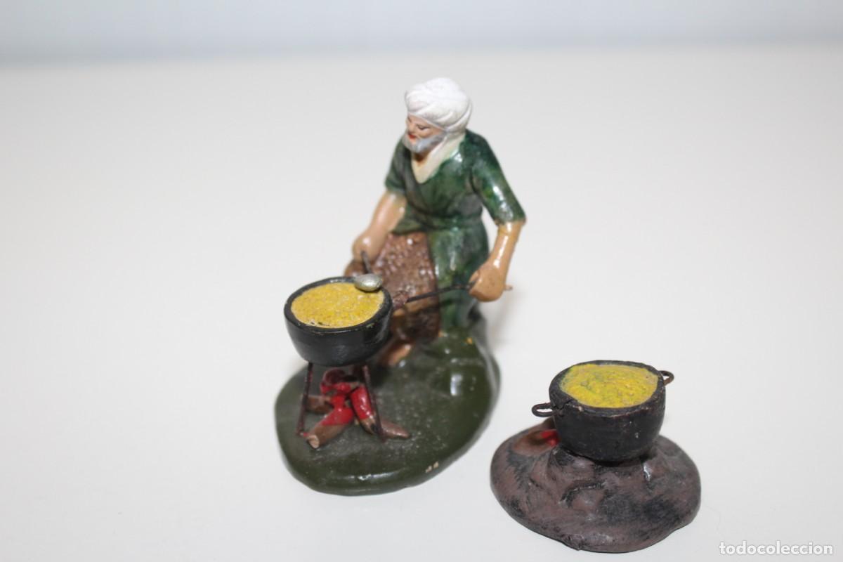 Figuras de Bel&eacute;n: FIGURA BELEN BARRO COCIDO TERRACOTA PASTOR CON CALDERO