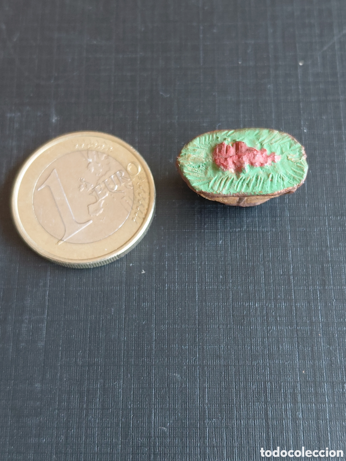 Figuras de Bel&eacute;n: ANTIGUA MINATURA DE CESTO CON VERDURAS.COMPLEMENTO DE BELEN OMPESEBRE