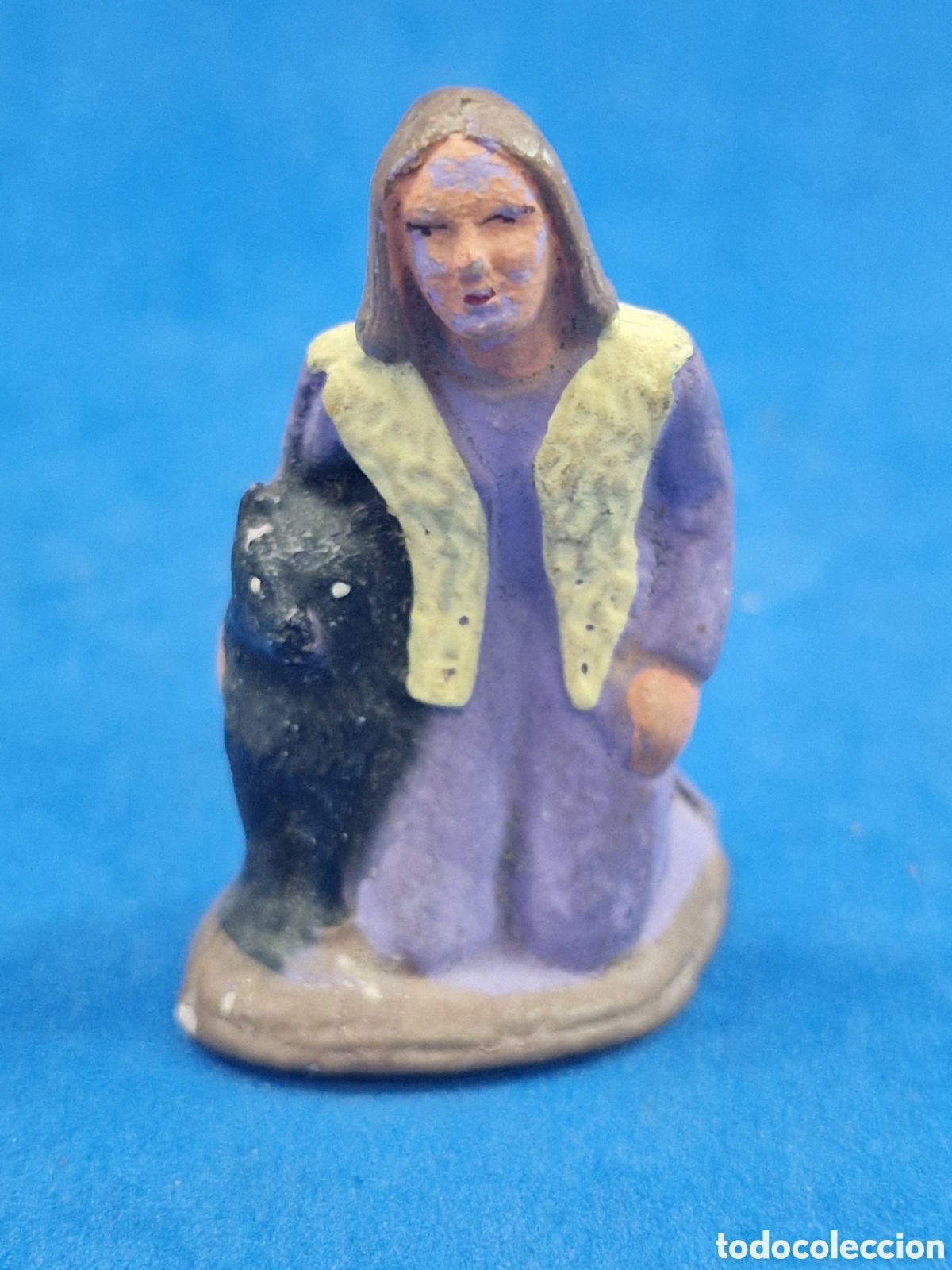 Figuras de Bel&eacute;n: Pastor adorando con perro ,figura de belen