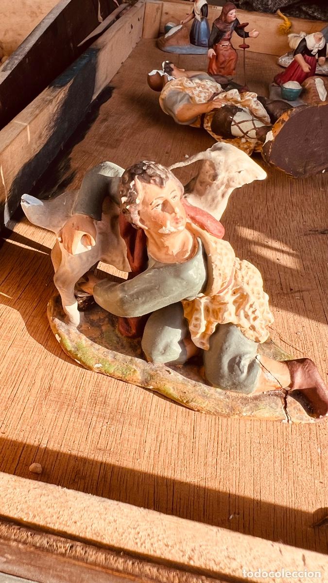 Figuras de Bel&eacute;n: Figura Bel&eacute;n escayola pastor orde&ntilde;ando cabra 8x12cms
