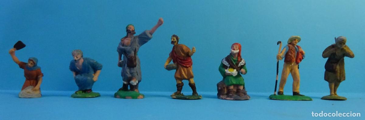 Figuras de Bel&eacute;n: LOTE 7 FIGURAS DE PL&Aacute;STICO R&Iacute;GIDO. PERSONAJES DE BEL&Eacute;N. ALTURA MAYOR 8 CM