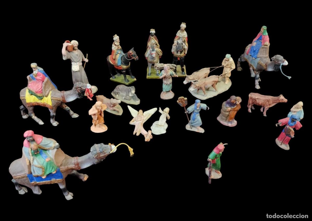 Figuras de Bel&eacute;n: COLECCI&Oacute;N DE FIGURAS DE PESEBRES O BELENES. VARIAS &Eacute;POCAS. TERRACOTA Y PLOMO. ESPA&Ntilde;A. XIX-XX.