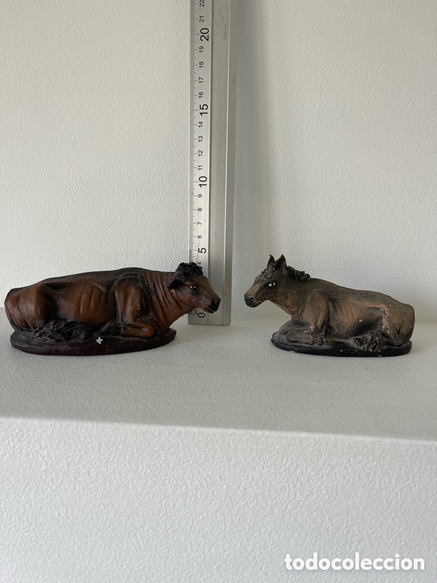 Figuras de Bel&eacute;n: Pareja de buey y mula