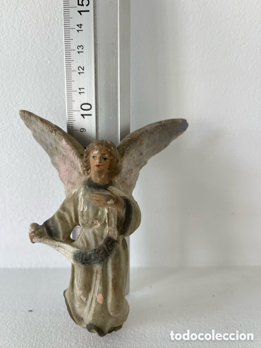 Figuras de Bel&eacute;n: &Aacute;ngel en barro o terracota