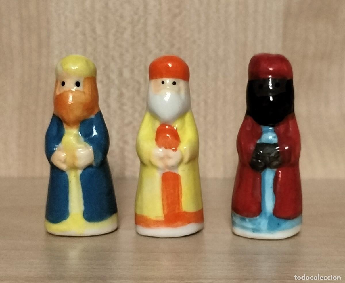 Figuras de Bel&eacute;n: Juego completo figuritas reyes rosc&oacute;n (A)