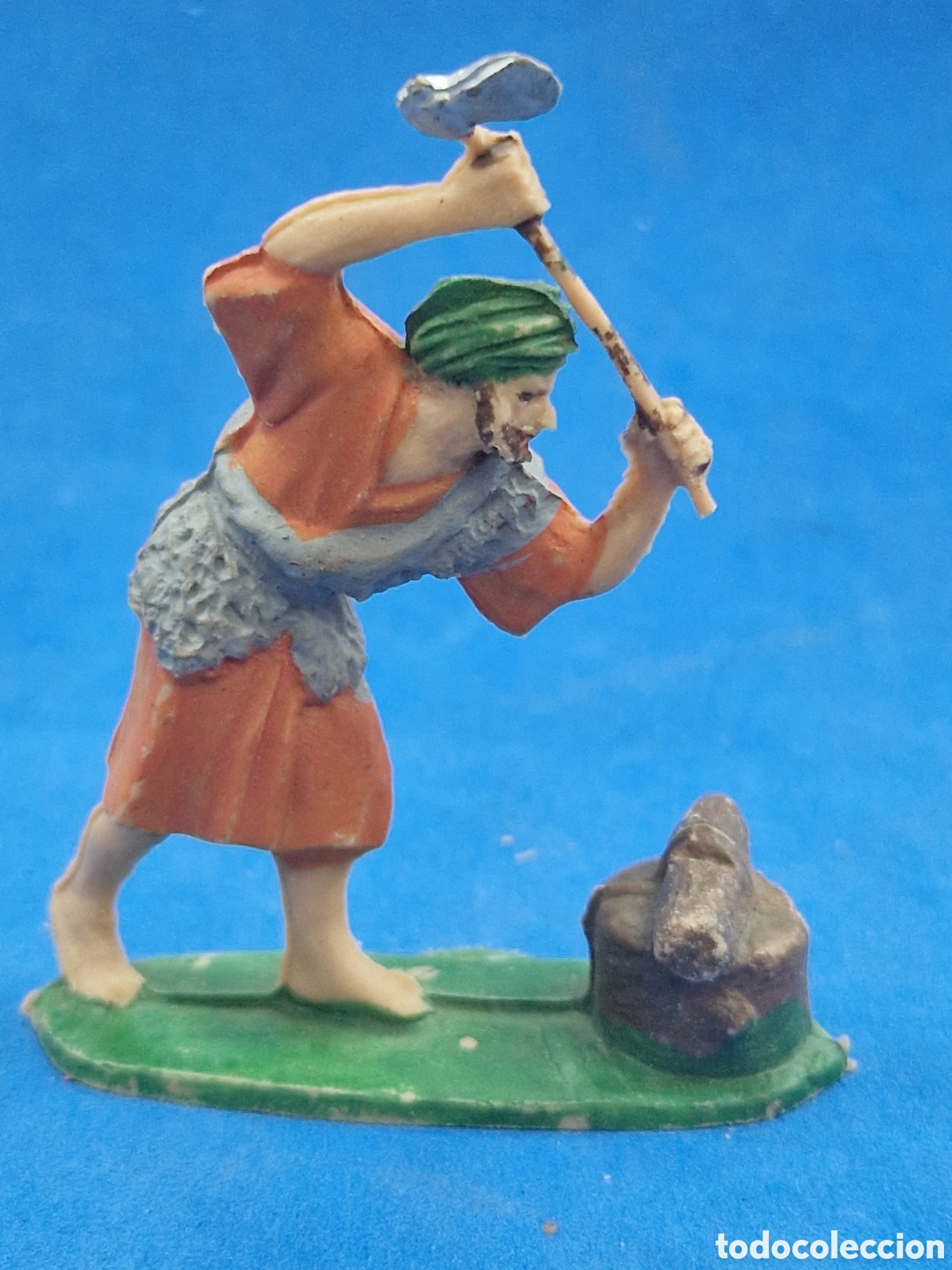 Figuras de Bel&eacute;n: Le&ntilde;ador , figura de belen, pl&aacute;stico