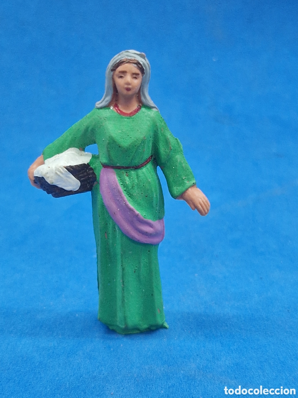 Figuras de Bel&eacute;n: Hebrea con cesto de ropa , figura de belen, pl&aacute;stico