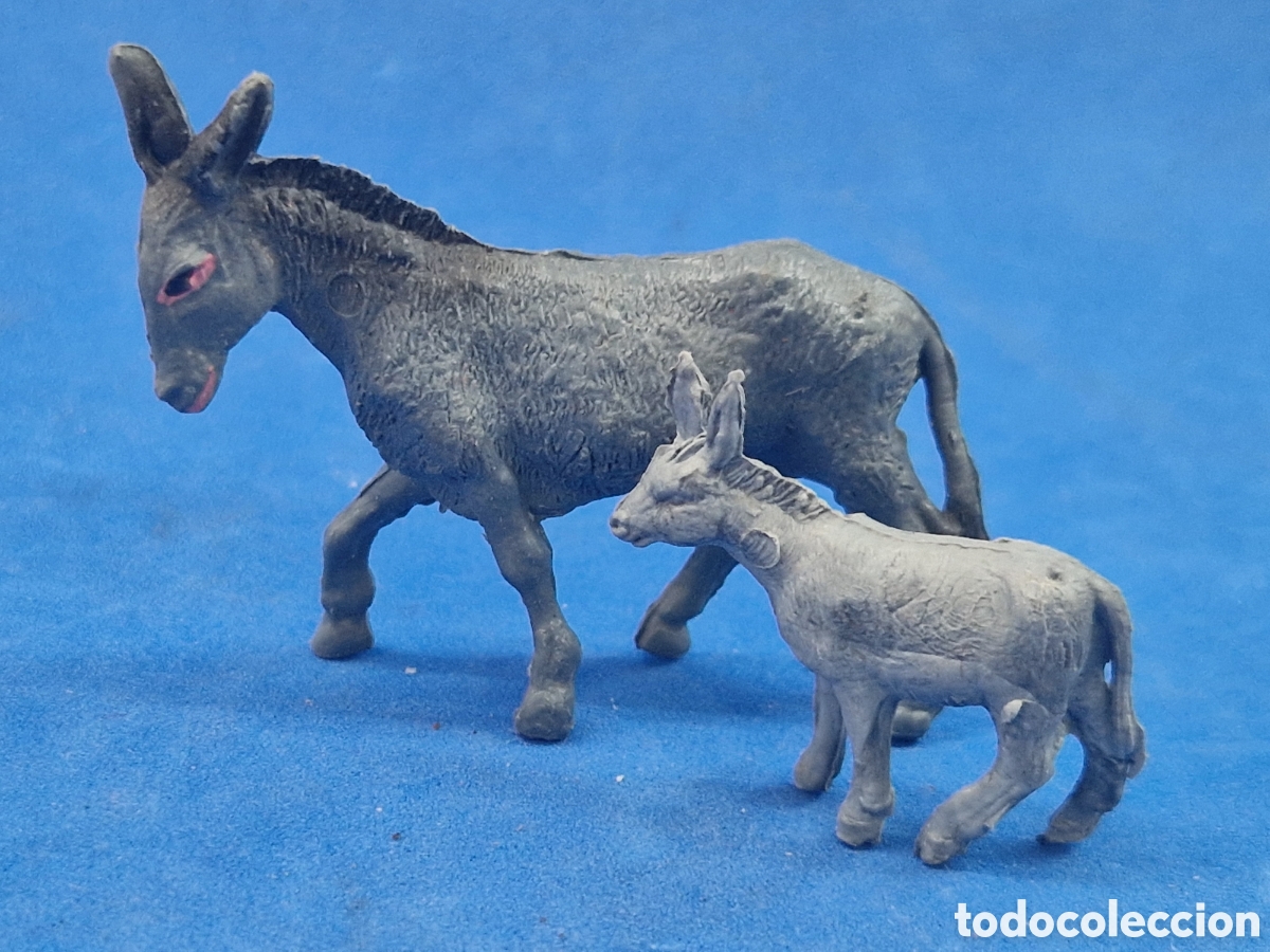 Figuras de Bel&eacute;n: Burra y su cria ,figura de belen pl&aacute;stico