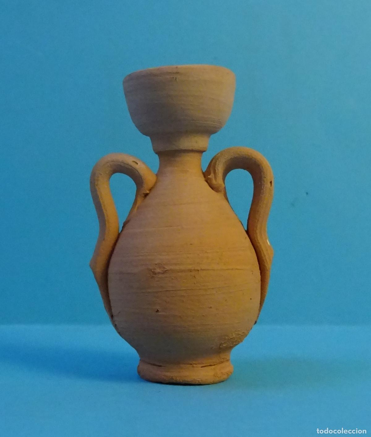 Figuras de Bel&eacute;n: MINIATURA. JARR&Oacute;N &Aacute;NFORA CON DOS ASAS DE TERRACOTA SIN BARNIZAR. ALTURA 6 CM