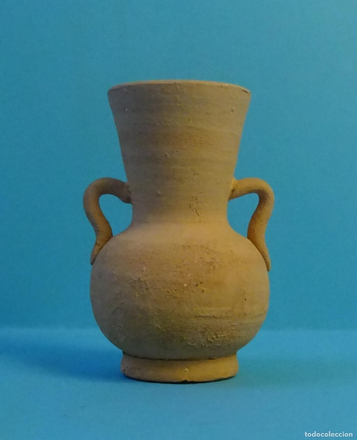 Figuras de Bel&eacute;n: MINIATURA. JARR&Oacute;N CON DOS ASAS DE TERRACOTA SIN BARNIZAR. ALTURA 5,5 CM