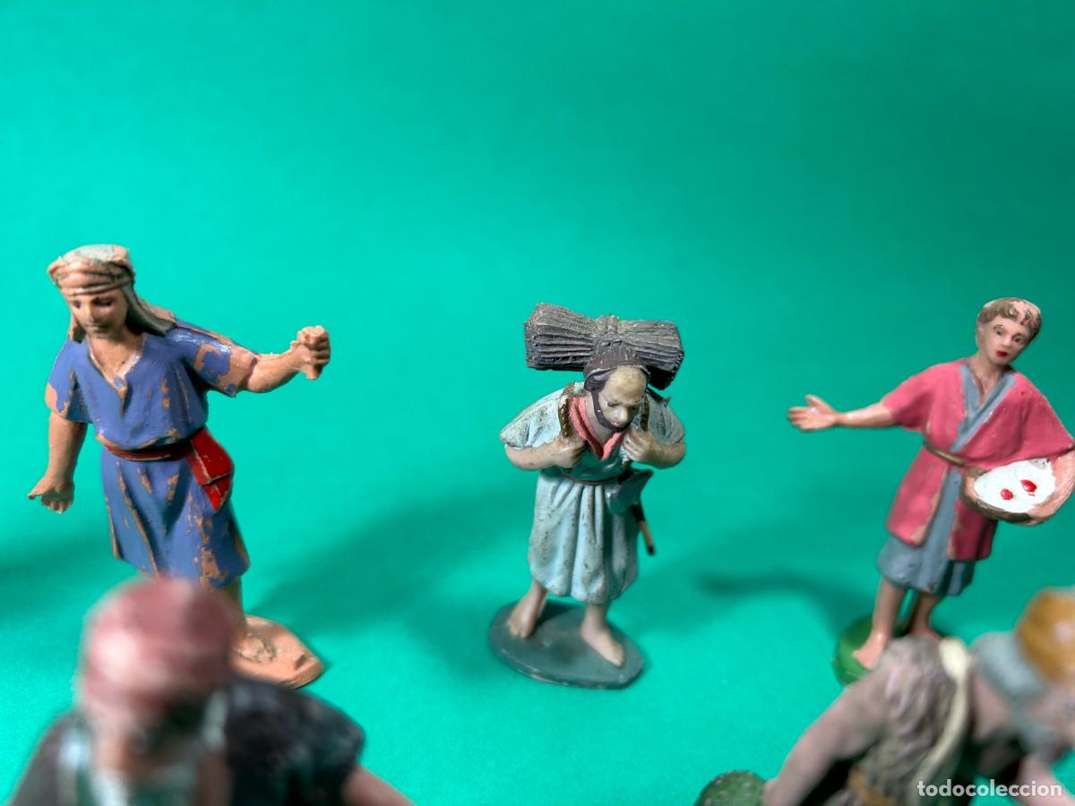 Figuras de Bel&eacute;n: LOTE DE FIGURAS DE BELEN DE PLASTICO - Foto 3