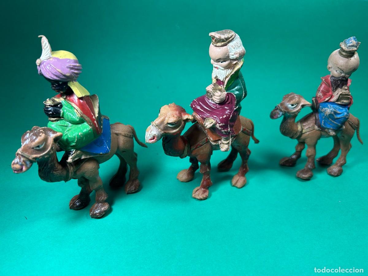 Figuras de Bel&eacute;n: FIGURAS CABEZONES REYES MAGOS DE BELEN DE PLASTICO