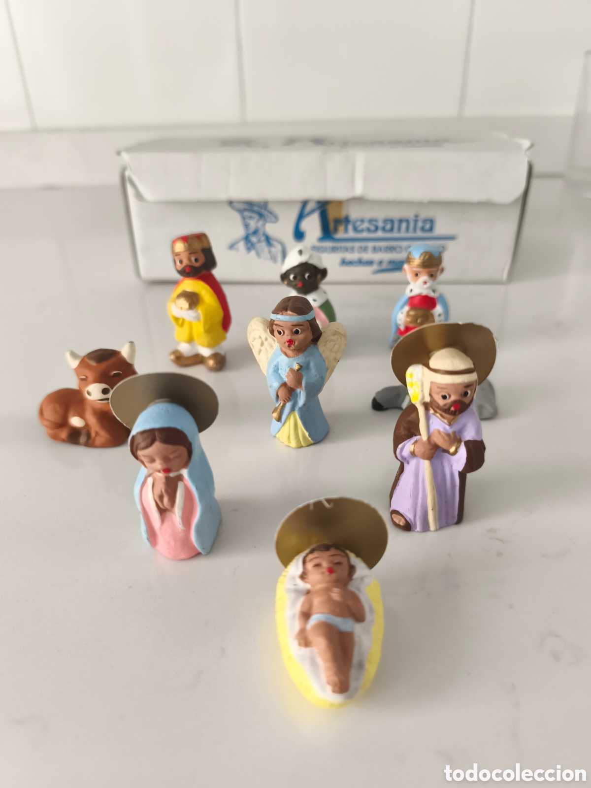 Figuras de Pres&eacute;pios: Antiguas figuras del Bel&eacute;n completo de barro de Alborox , nuevas