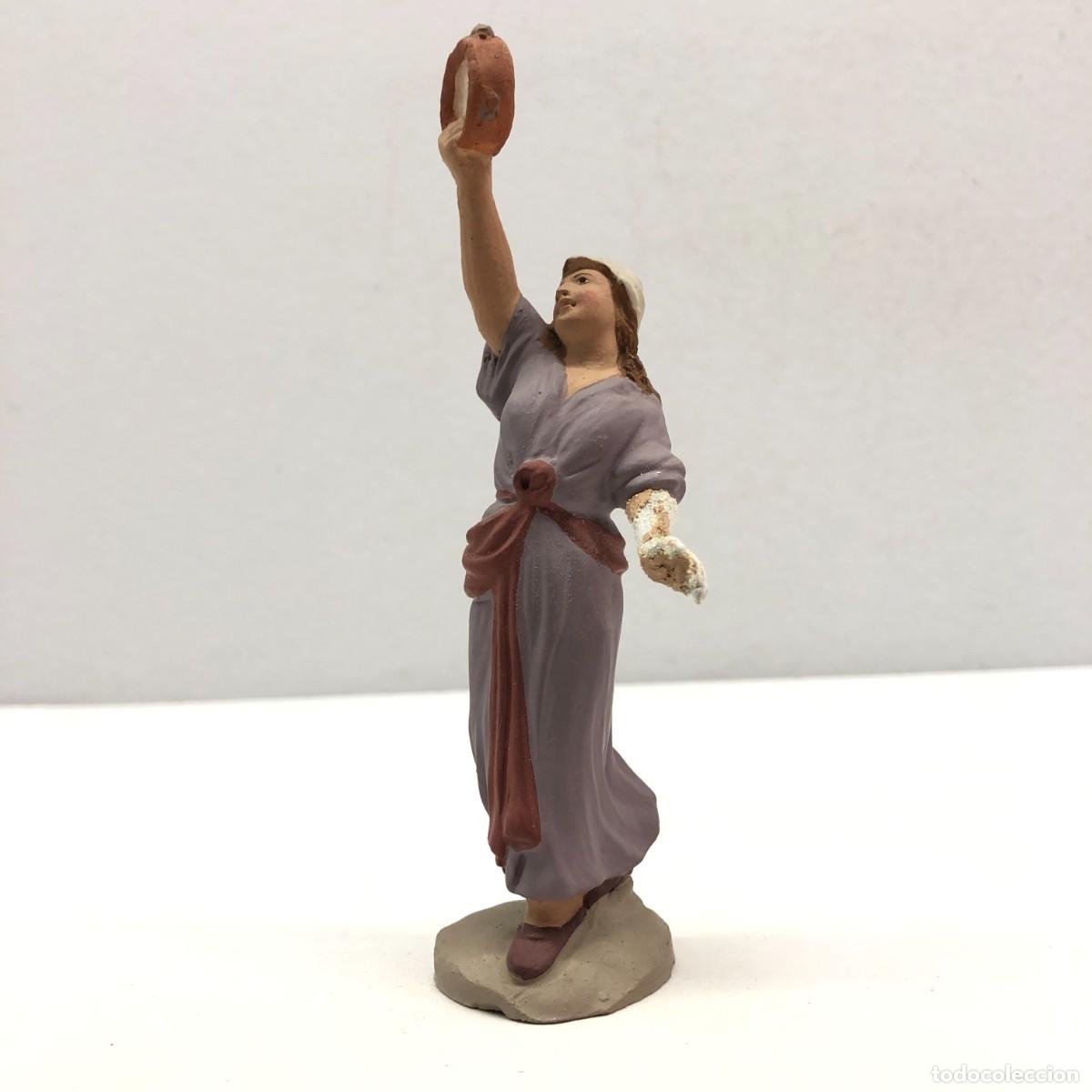 Figuren f&uuml;r Weihnachtskrippen: FIGURA DE BEL&Eacute;N - PESSEBRE - HERMANOS CASTELLS BARCELONA - TERRACOTA - DANZARINA CON PANDERETA / 325