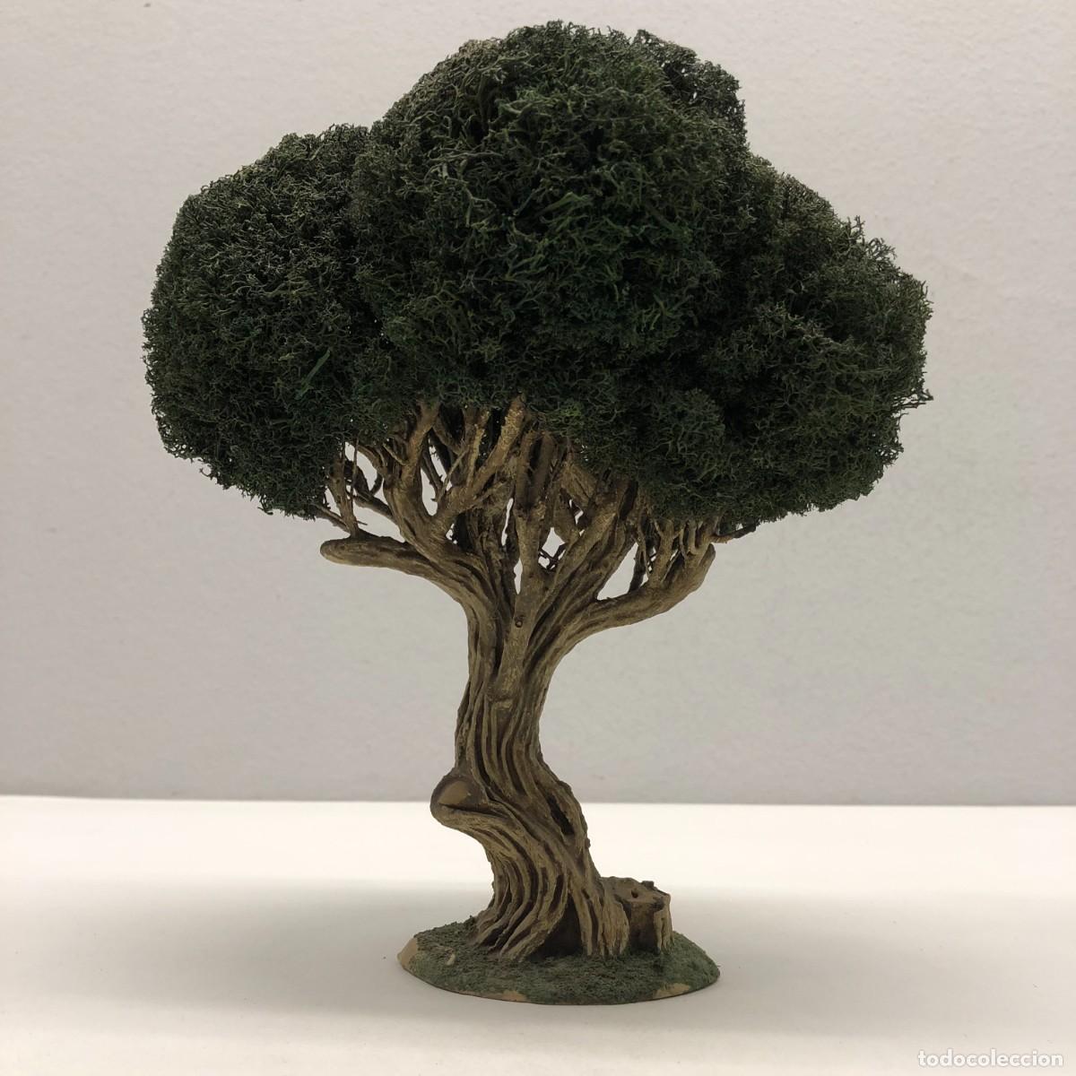 Figuras de Bel&eacute;n: FIGURA DE BEL&Eacute;N - PESSEBRE - HERMANOS CASTELLS BARCELONA - TERRACOTA - ARBOL - 23 CM / 402