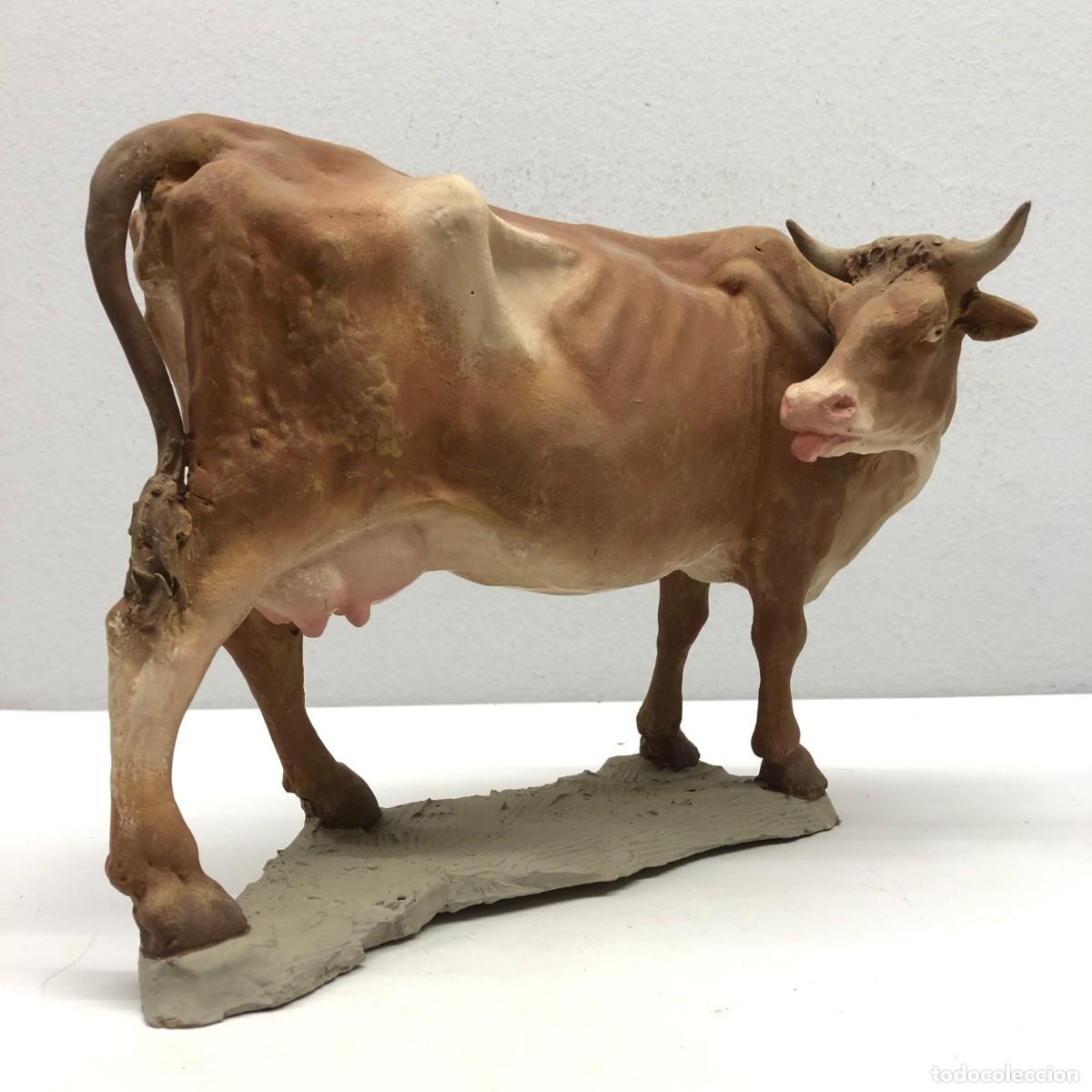 Figuras de Bel&eacute;n: FIGURA DE BEL&Eacute;N - PESSEBRE - HERMANOS CASTELLS BARCELONA - TERRACOTA - VACA - 22 X 30 CM / 403