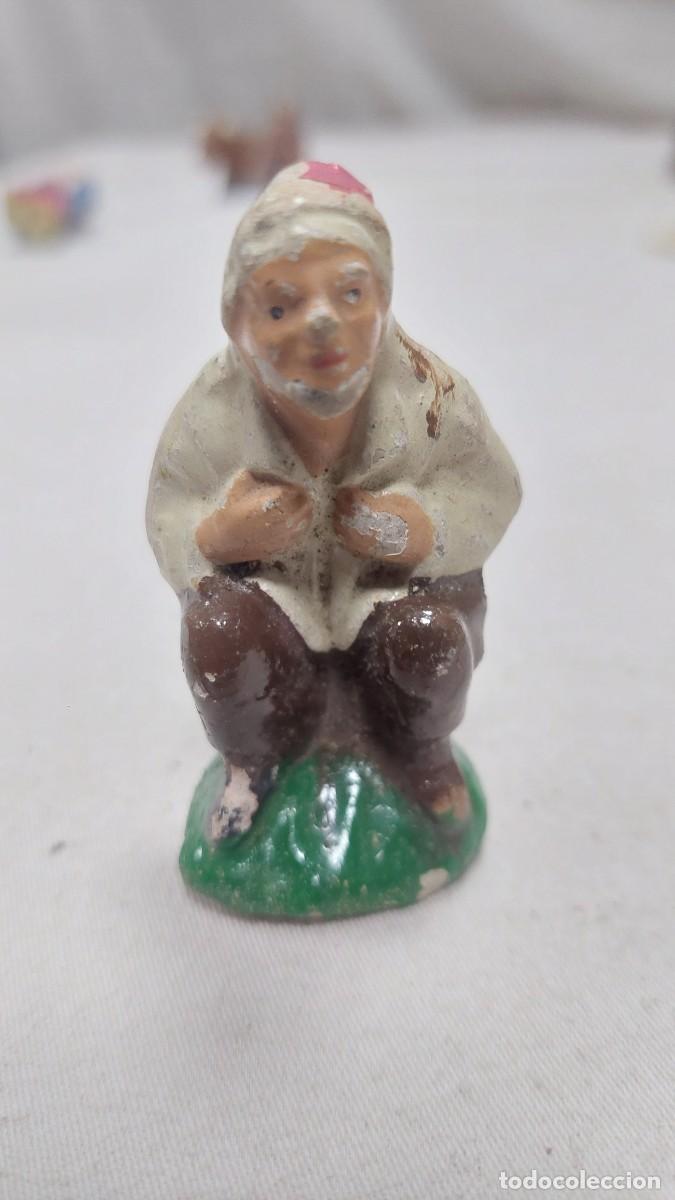 Statuine di Presepe: Figura de portal de Belen terracota pastor cagando