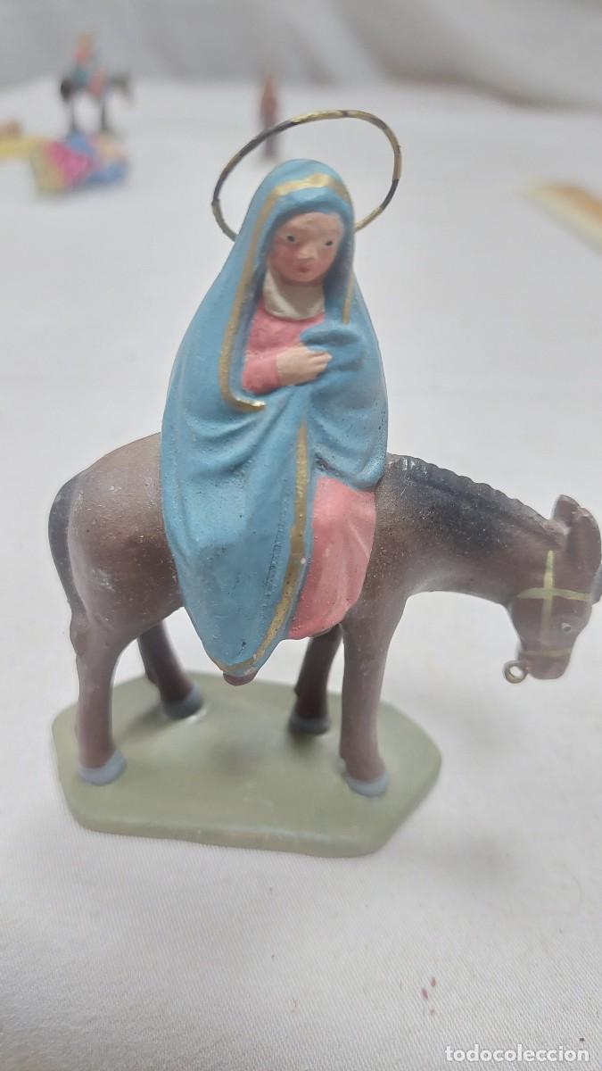 Figuras de Pres&eacute;pios: Figura de portal de Belen terracota Virgen Maria con asno