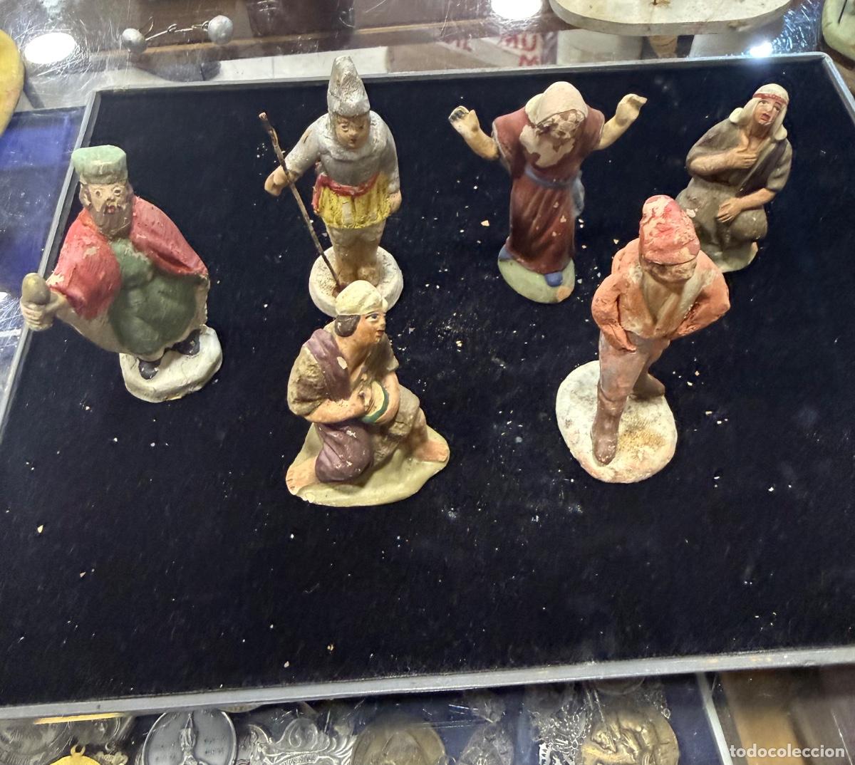 Figures of Bethlehem: Buen lote de figuras de belen antiguas, barro policromado