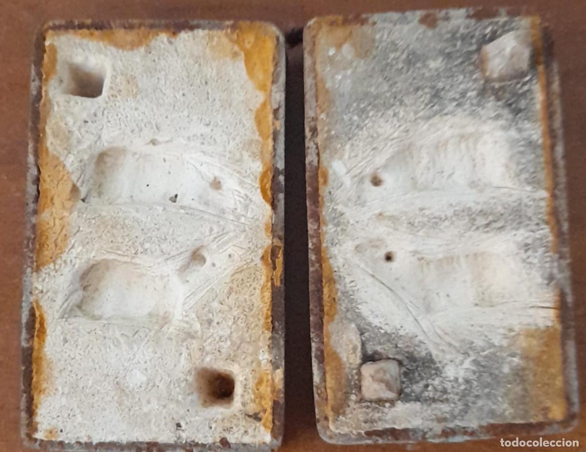 Figuras de Bel&eacute;n: MOLDE DE YESO DE FIGURA DE BEL&Eacute;N, NACIMIENTO O PESEBRE: 2 OVEJAS