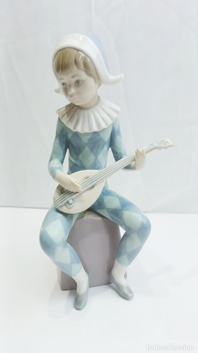 Figuras de Bel&eacute;n: NI&Ntilde;O FIGURA DE LLADRO