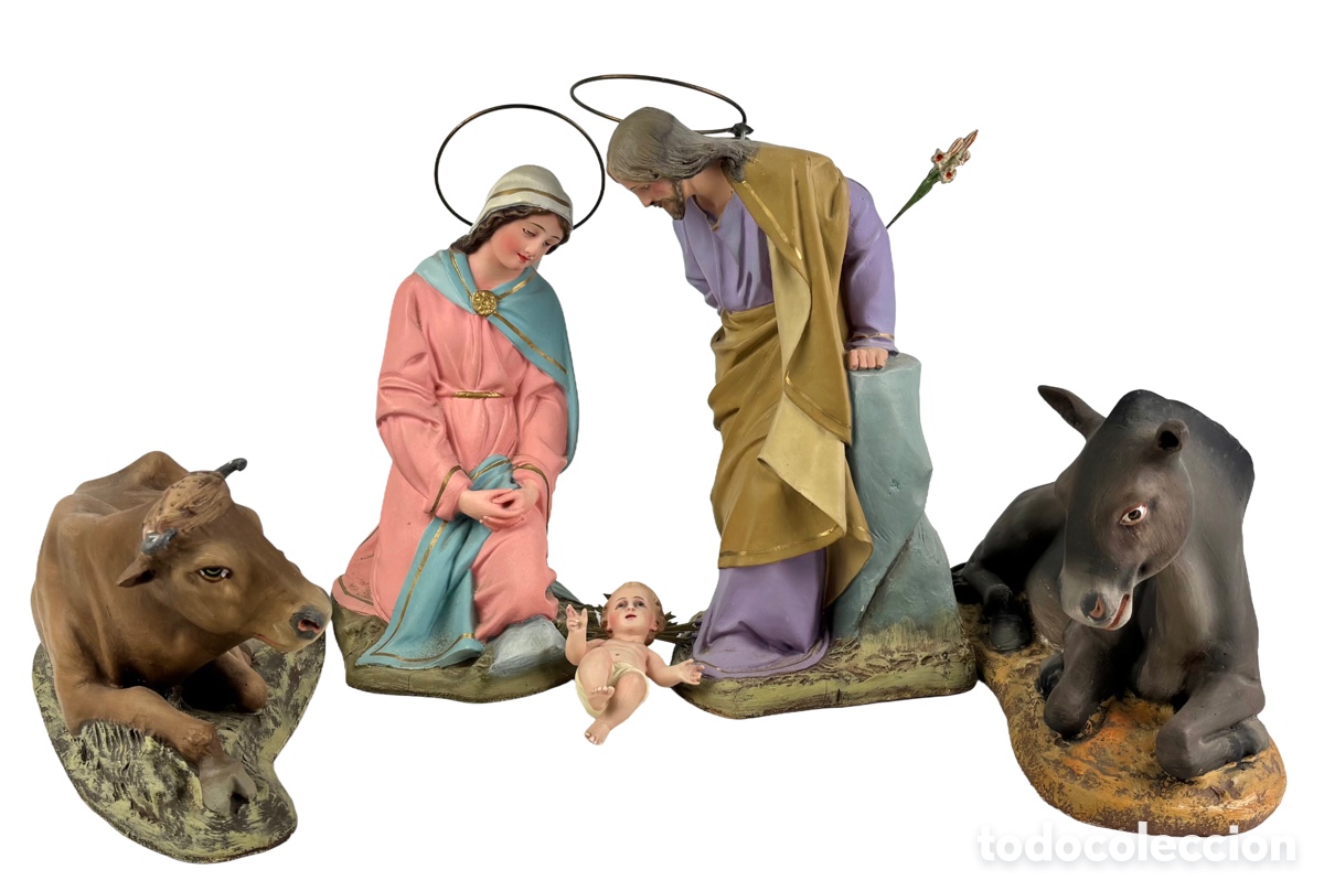 Figuras de Bel&eacute;n: ANTIGUO NACIMIENTO DE OLOT, PASTA DE MADERA, CON LOS ANIMALES - 25 CM