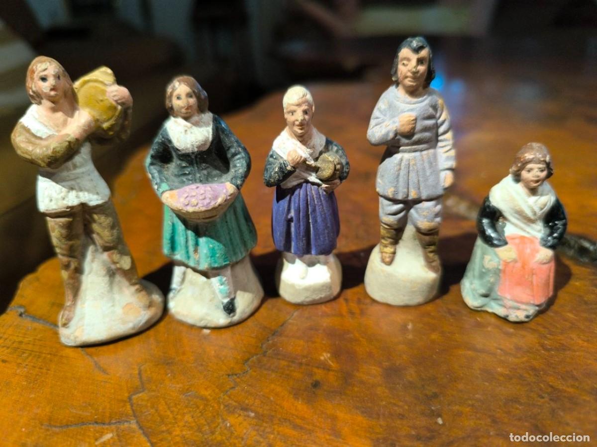 Figuras de Bel&eacute;n: 5 FIGURAS DE BELEN EN TERRACOTA ANTIGUA LA MAS ALTA 8 CM
