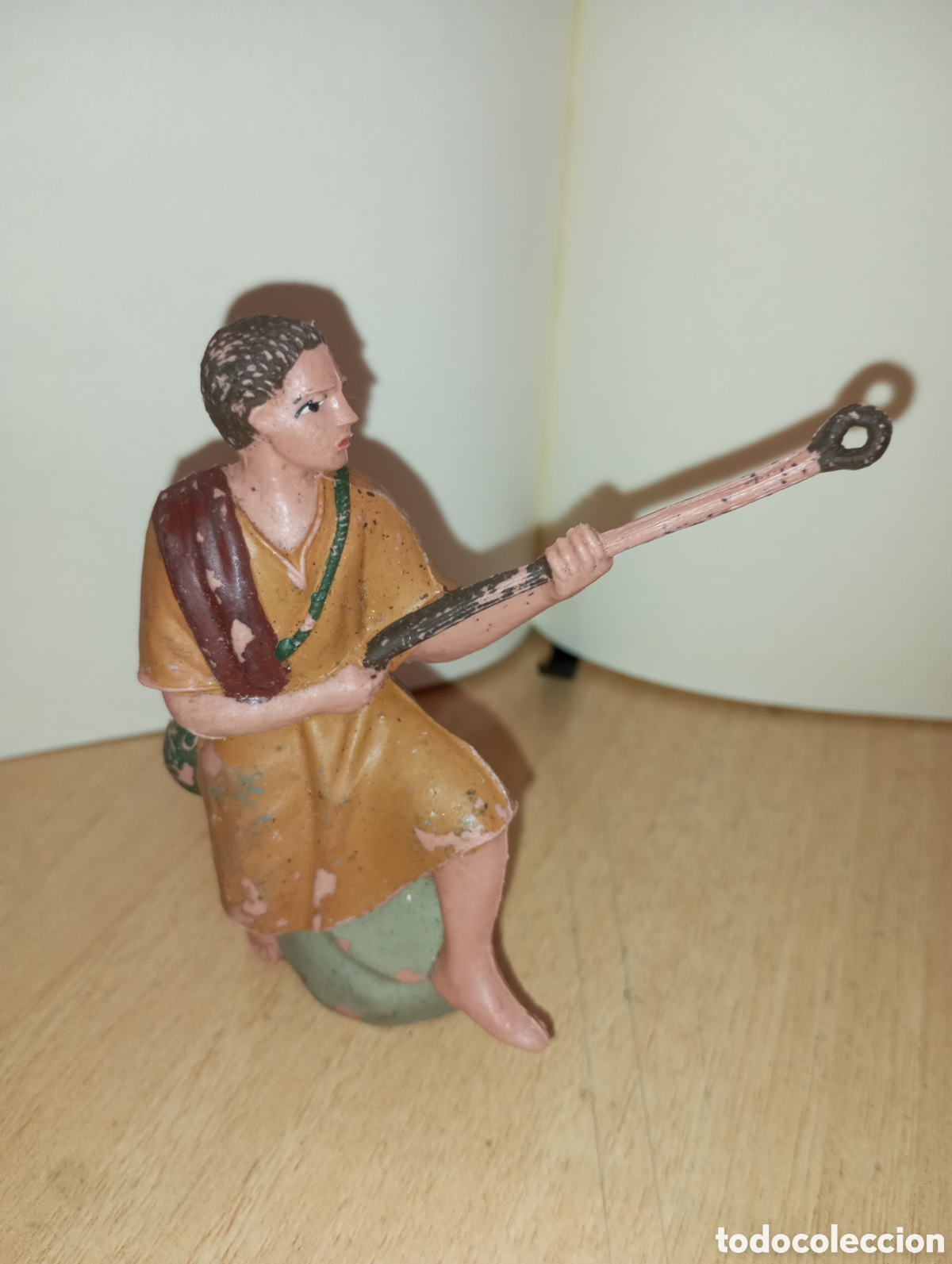 Figuras de Bel&eacute;n: Figura bel&eacute;n pescador pl&aacute;stico duro a&ntilde;os 60-70,9 cms altura