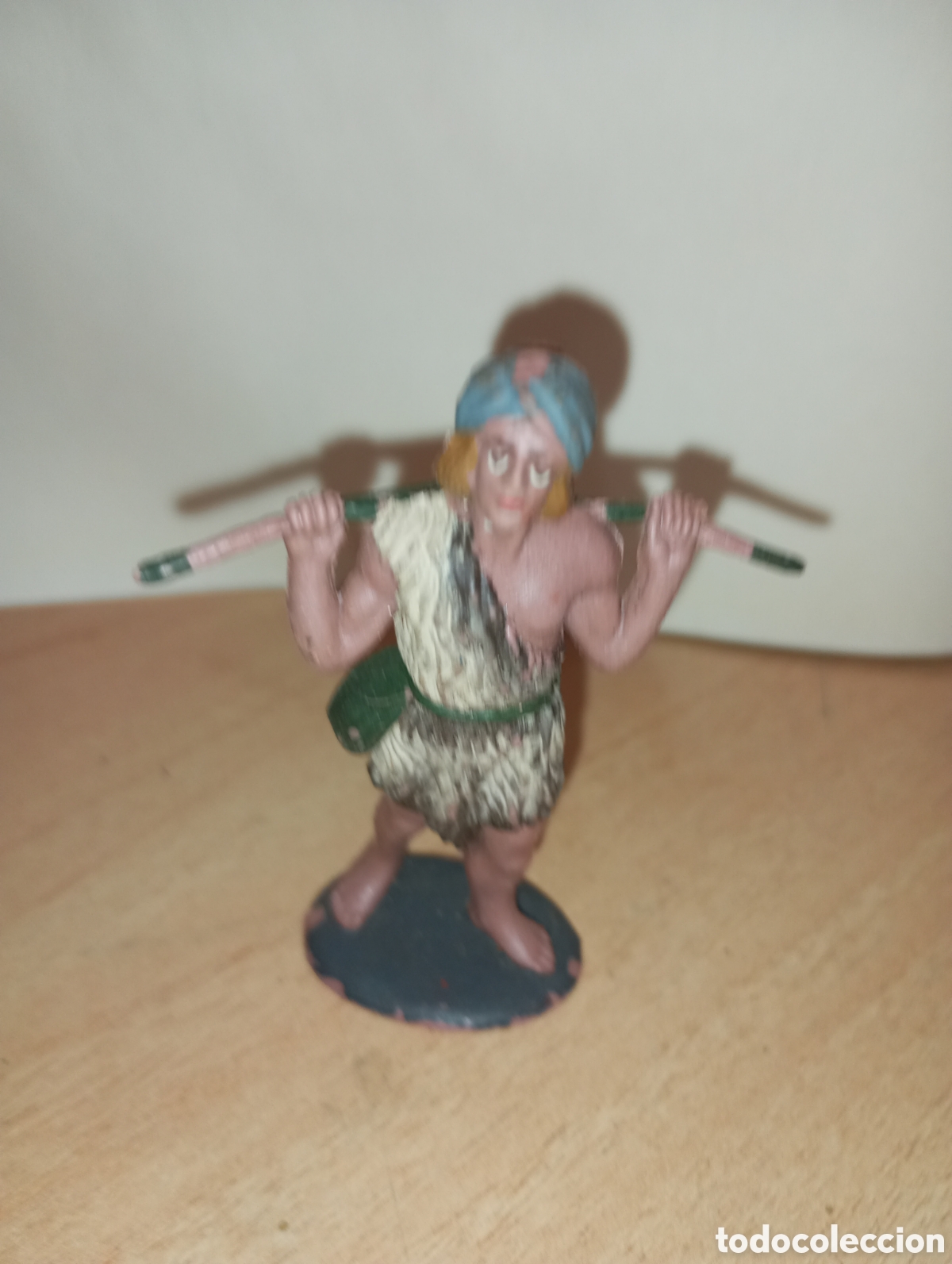 Figuras de Bel&eacute;n: Figura de bel&eacute;n pastor pl&aacute;stico duro a&ntilde;os 60-70 ,mide 8 cms