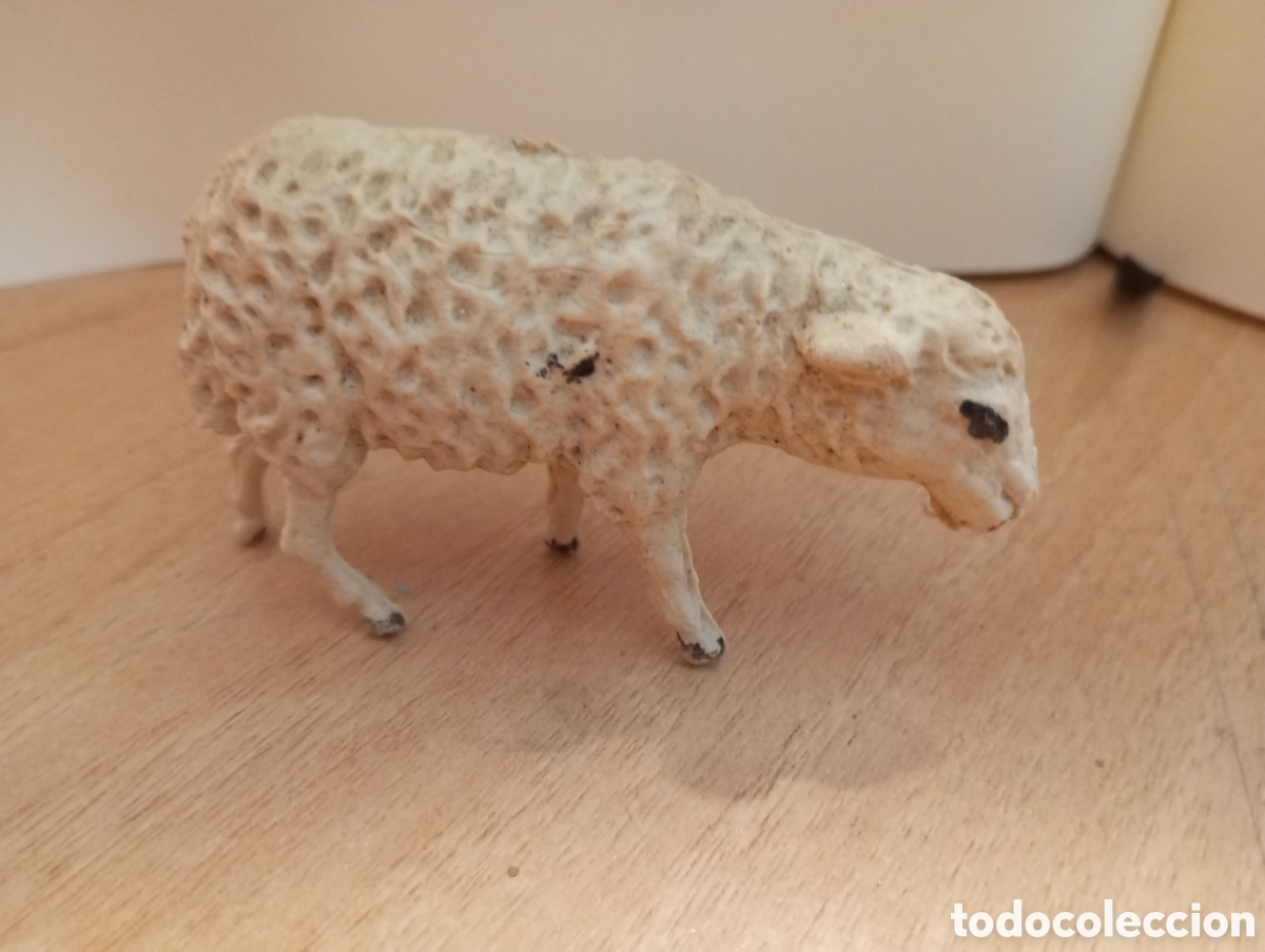 Figuras de Bel&eacute;n: Oveja grande para bel&eacute;n plastico duro a&ntilde;os 70 mide 7x5cms