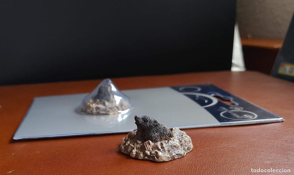 Figuras de Bel&eacute;n: Miniatura Belen. Topo saliendo de la tierra