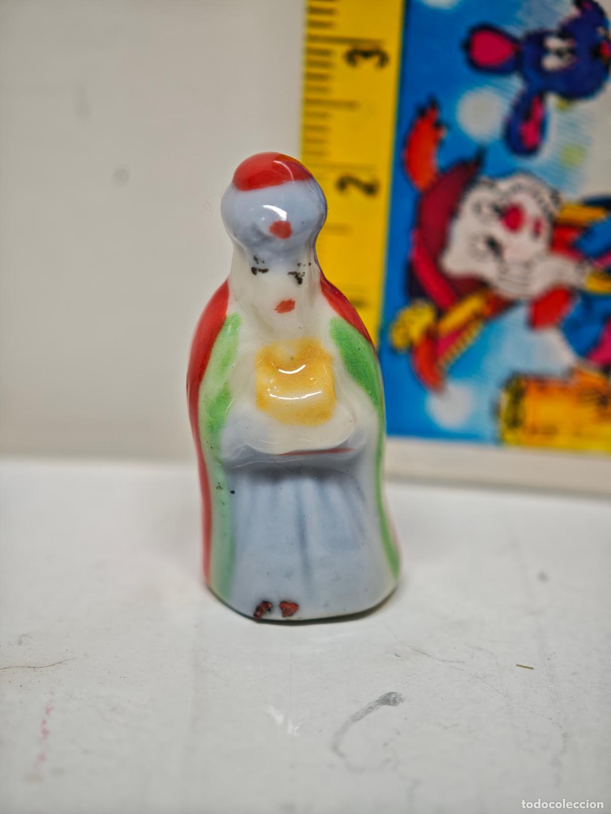 Figuras de Bel&eacute;n: FIGURA ROSCON DE REYES REY CERAMICA